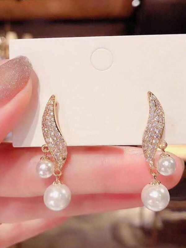 Pearl Dangle Earrings/Stud Earring