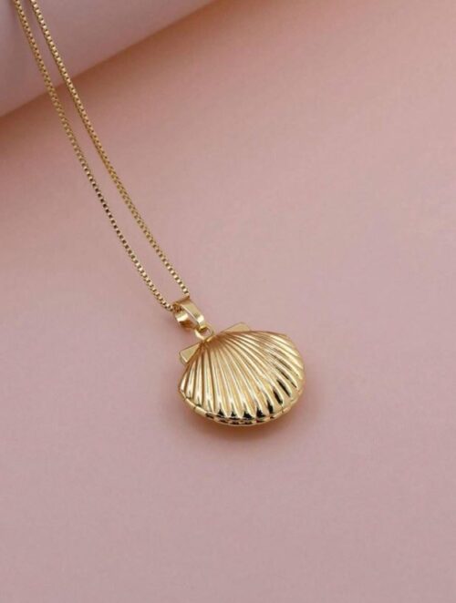 Hollow Fan-Shaped Shell Locket Pendant Necklace