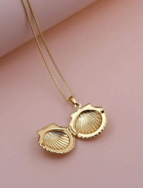 Hollow Fan-Shaped Shell Locket Pendant Necklace - Image 2